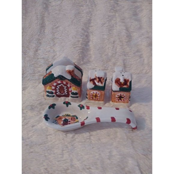 Holiday Home Earthenware Ceramic Christmas 4 Piece Tabletop Set - Picture 9 of 12